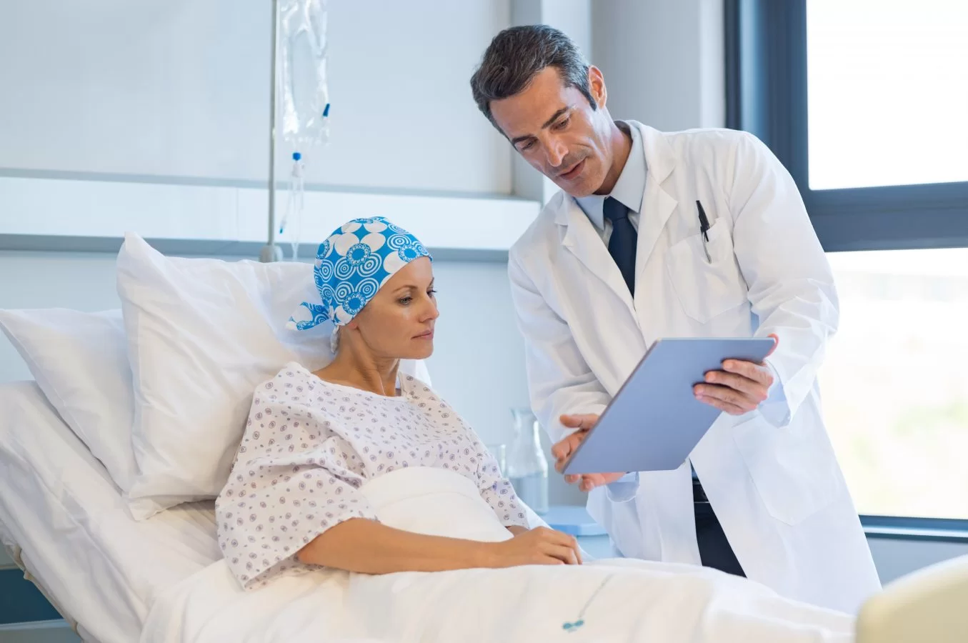 Consultul cardiologic înainte de tratamentul pentru cancer: esențial pentru prevenirea riscurilor inimii